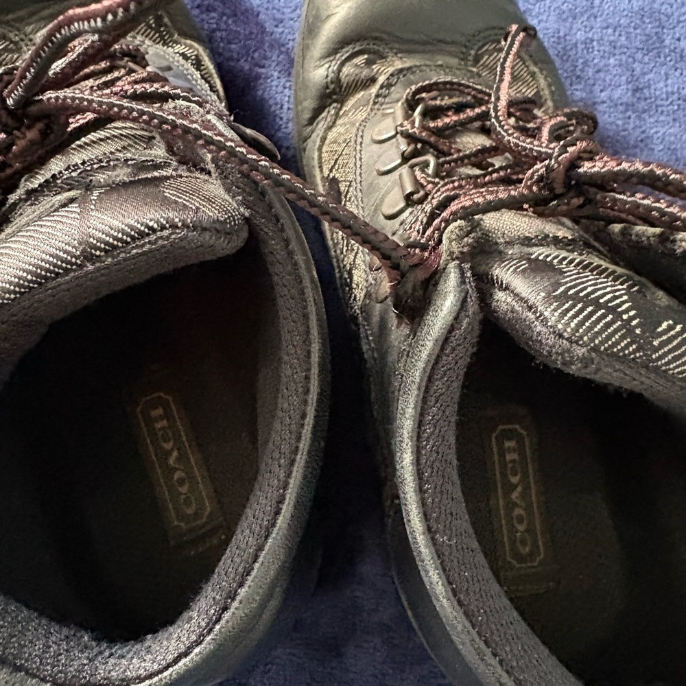 Coach Black Logo Boots - Picture 6 of 7